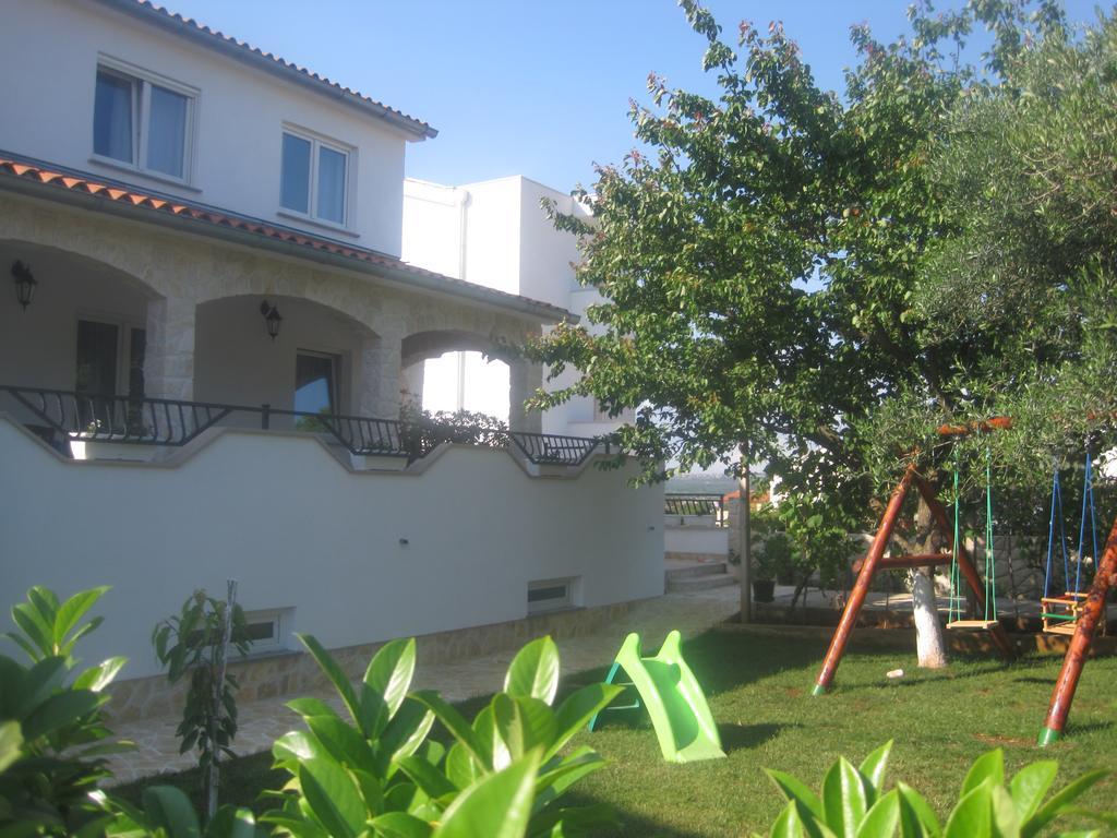 Apartments Tina Pula Dış mekan fotoğraf
