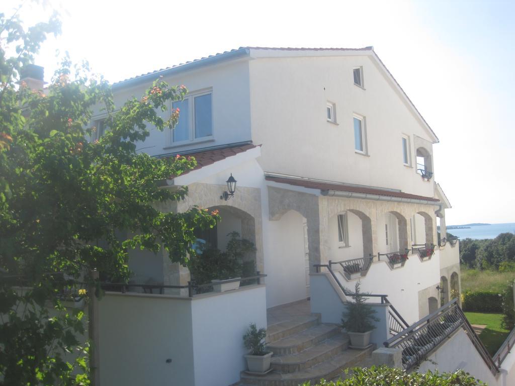 Apartments Tina Pula Dış mekan fotoğraf
