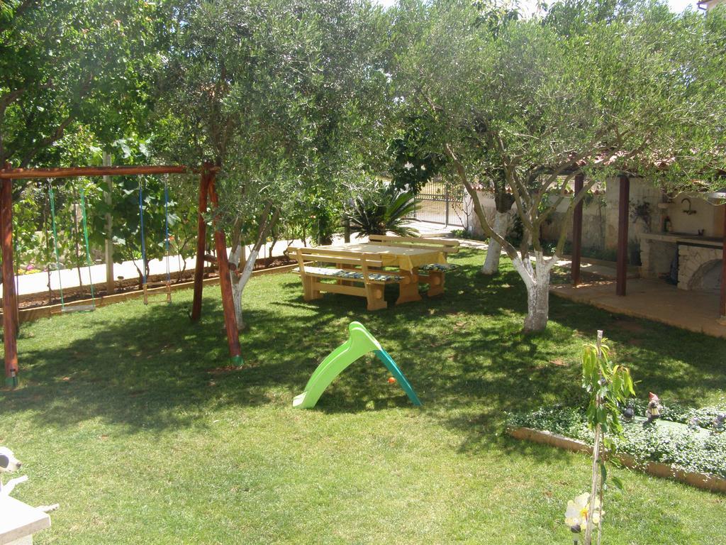 Apartments Tina Pula Dış mekan fotoğraf